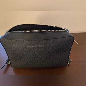 Michael Kors jet set black crossbody bag